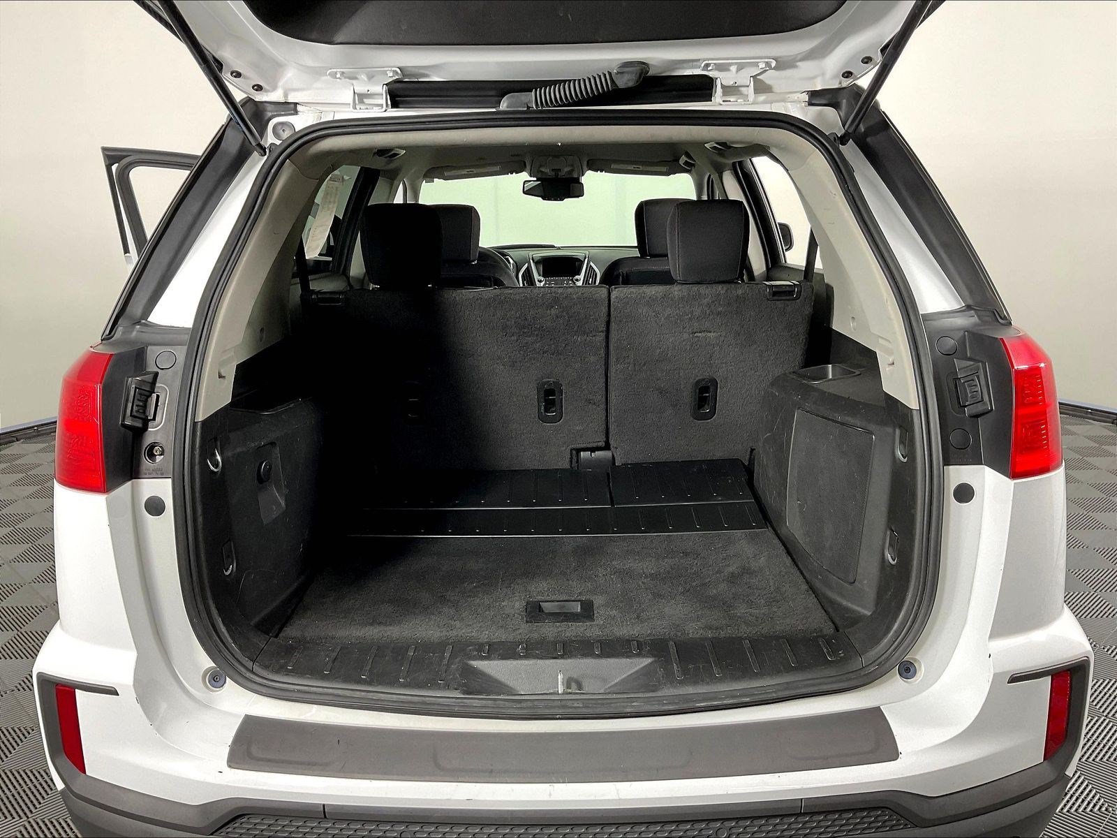 2017 GMC Terrain SLE-1 - Photo 40