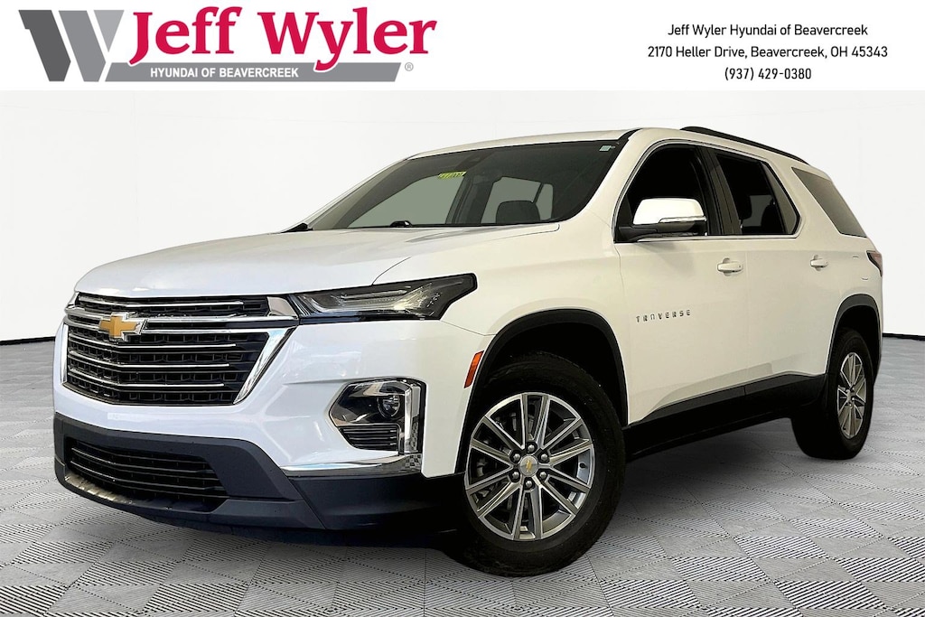 Used 2022 Chevrolet Traverse LT Cloth w/1LT FWD LT Cloth w/1LT