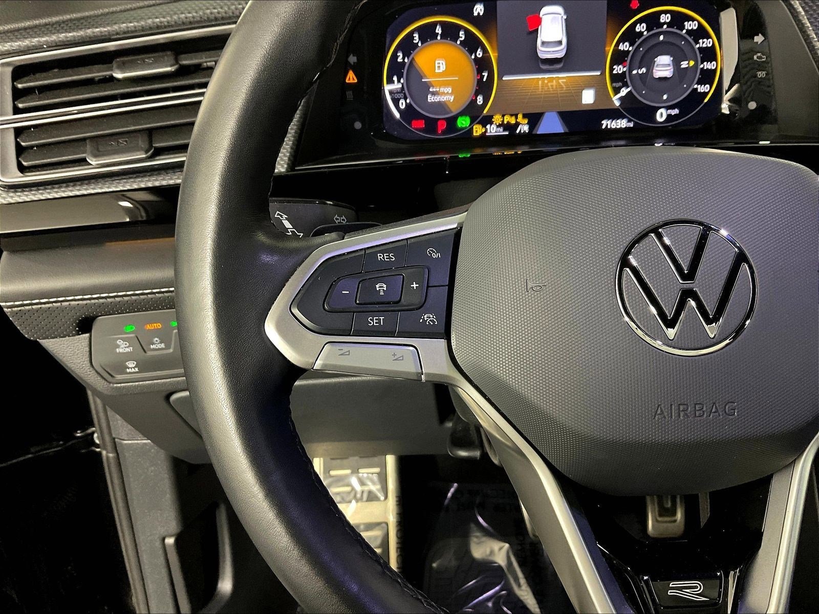 2024 Volkswagen Atlas Cross Sport SEL Premium R-LINE - Photo 11
