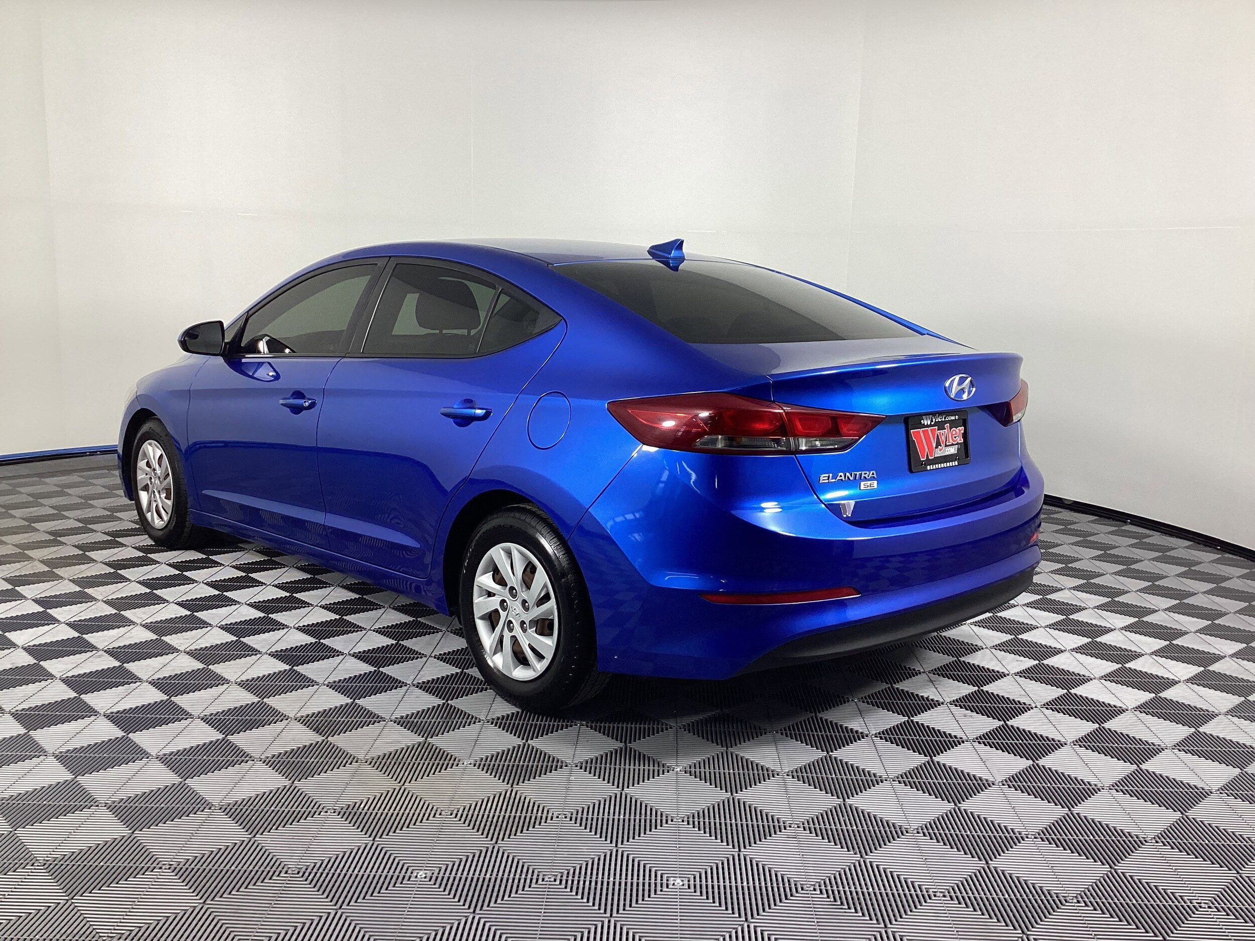 2017 Hyundai Elantra SE photo 3