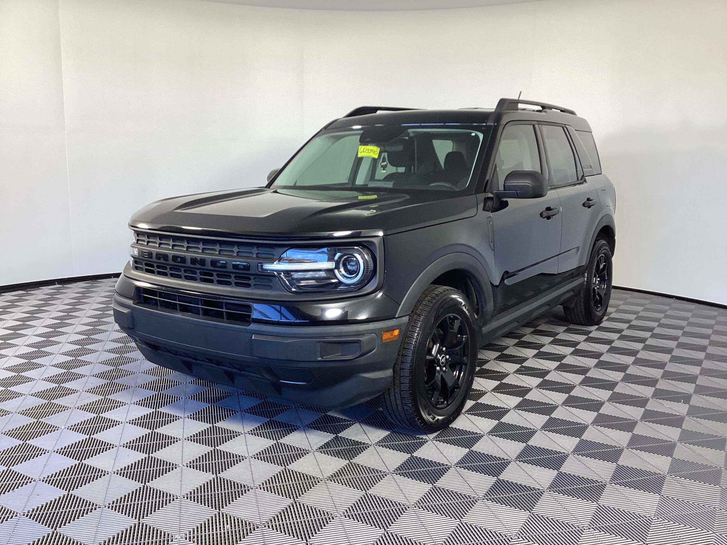 2021 Ford Bronco Sport Base photo 2