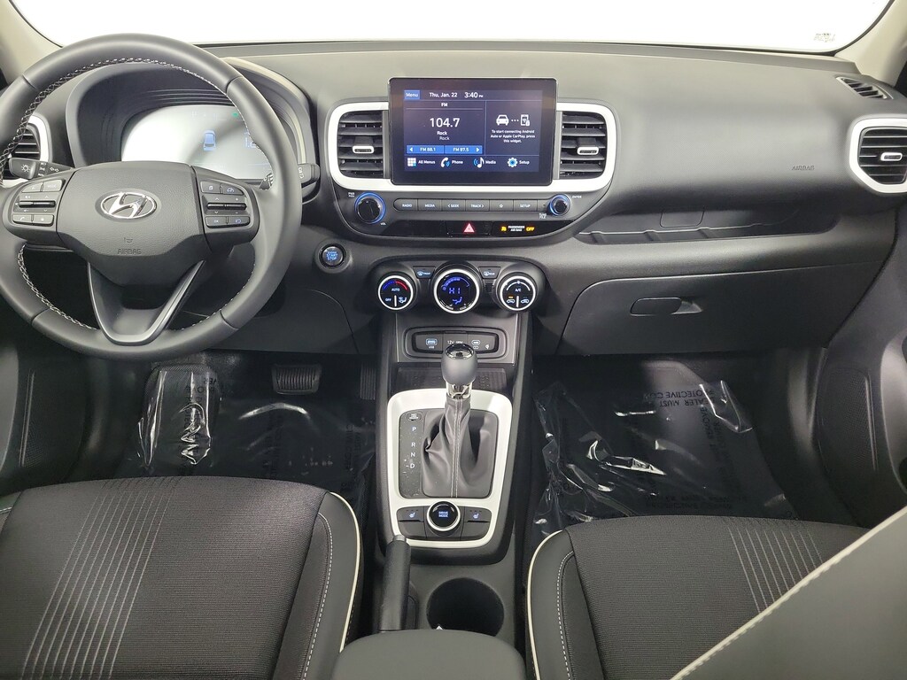 New 2026 Hyundai Venue SEL w/Two-Tone Roof SUV