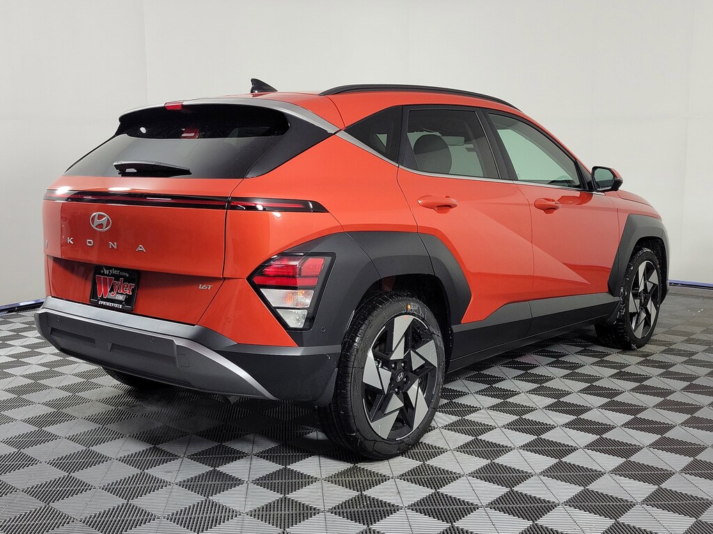 New 2026 Hyundai Kona Limited FWD SUV