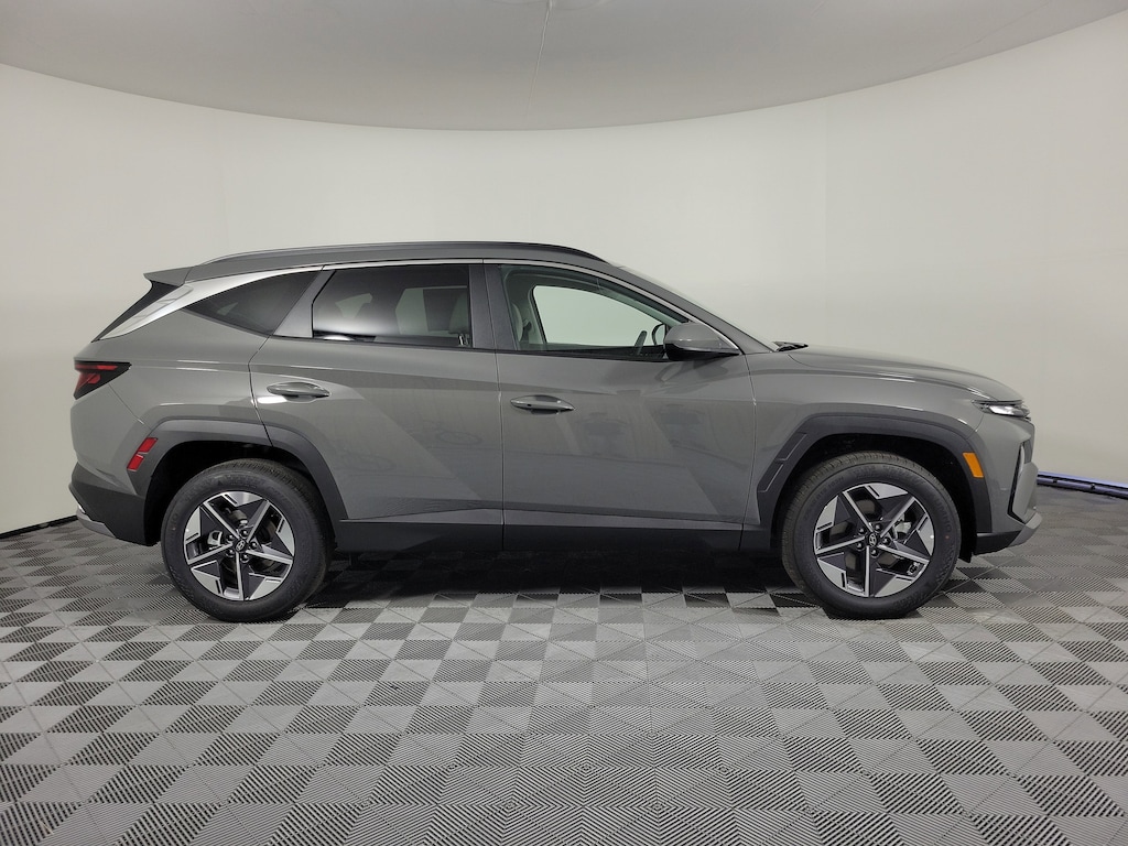 New 2026 Hyundai Tucson SEL AWD SUV
