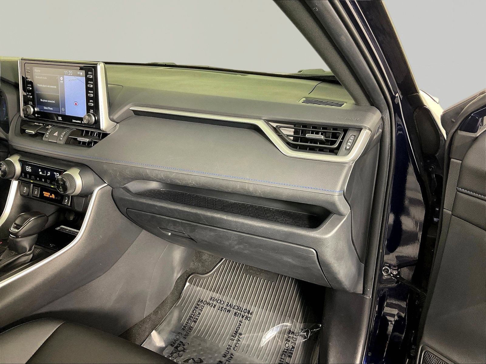 2020 Toyota RAV4 XSE - Photo 26