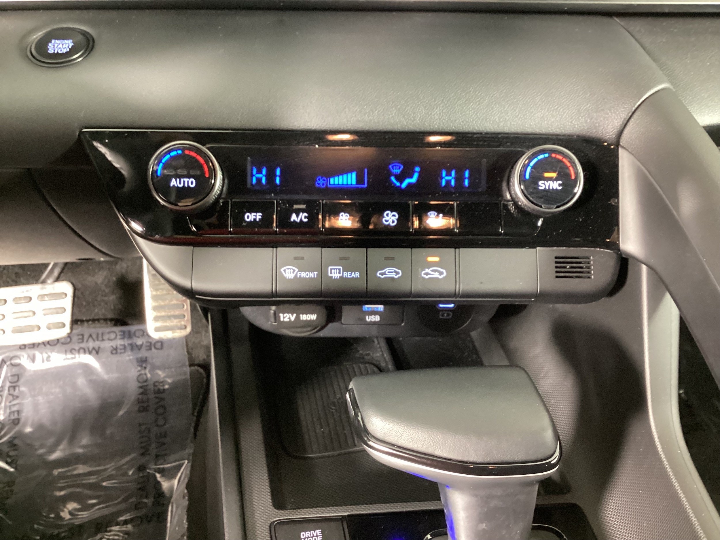 2025 Hyundai Elantra SEL - Photo 22