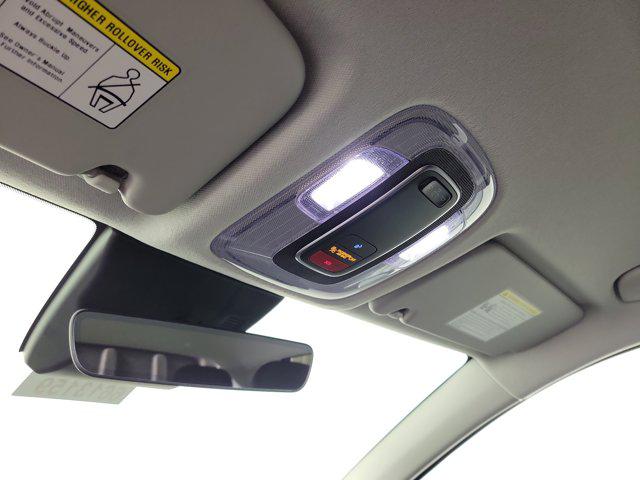 2025 Hyundai Kona SEL Convenience - Photo 19