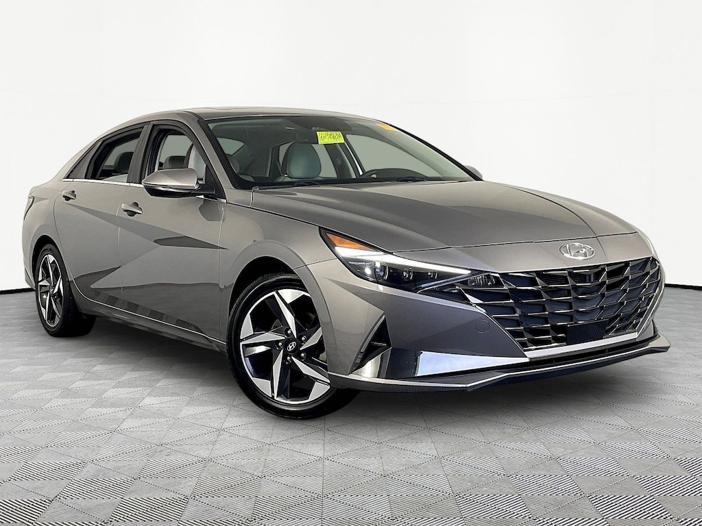 Used 2022 Hyundai Elantra Hybrid Limited Limited DCT