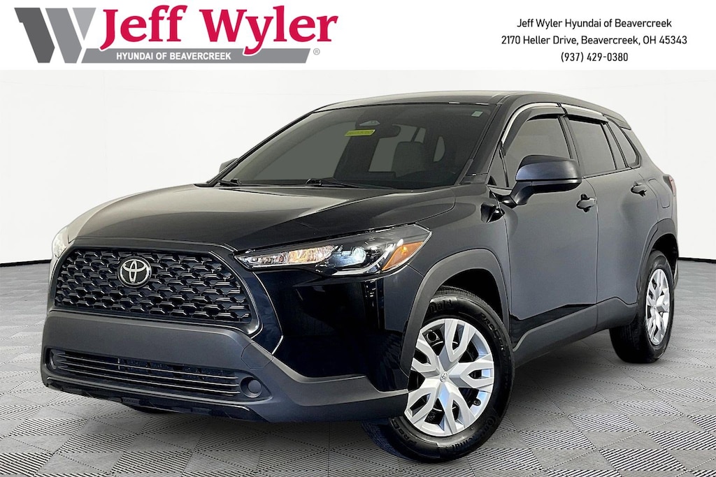 Used 2024 Toyota Corolla Cross L L 4WD