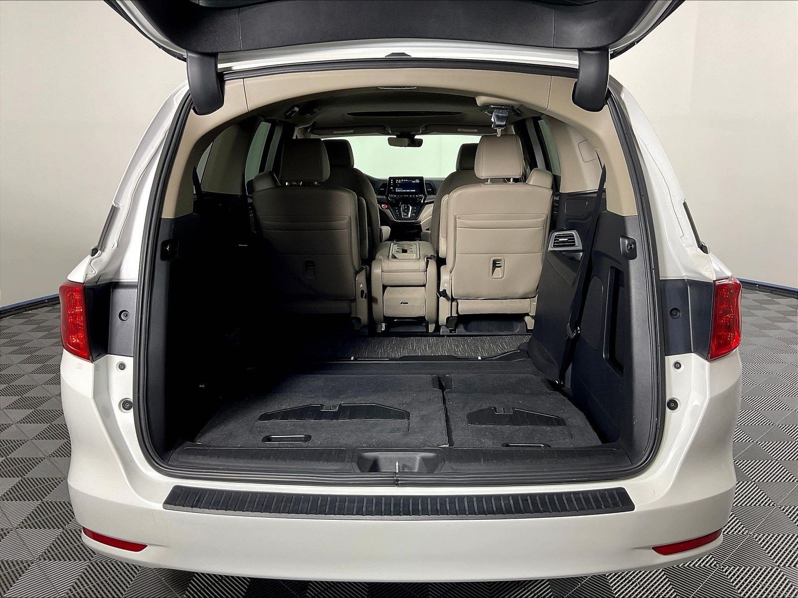 2024 Honda Odyssey EX-L - Photo 44