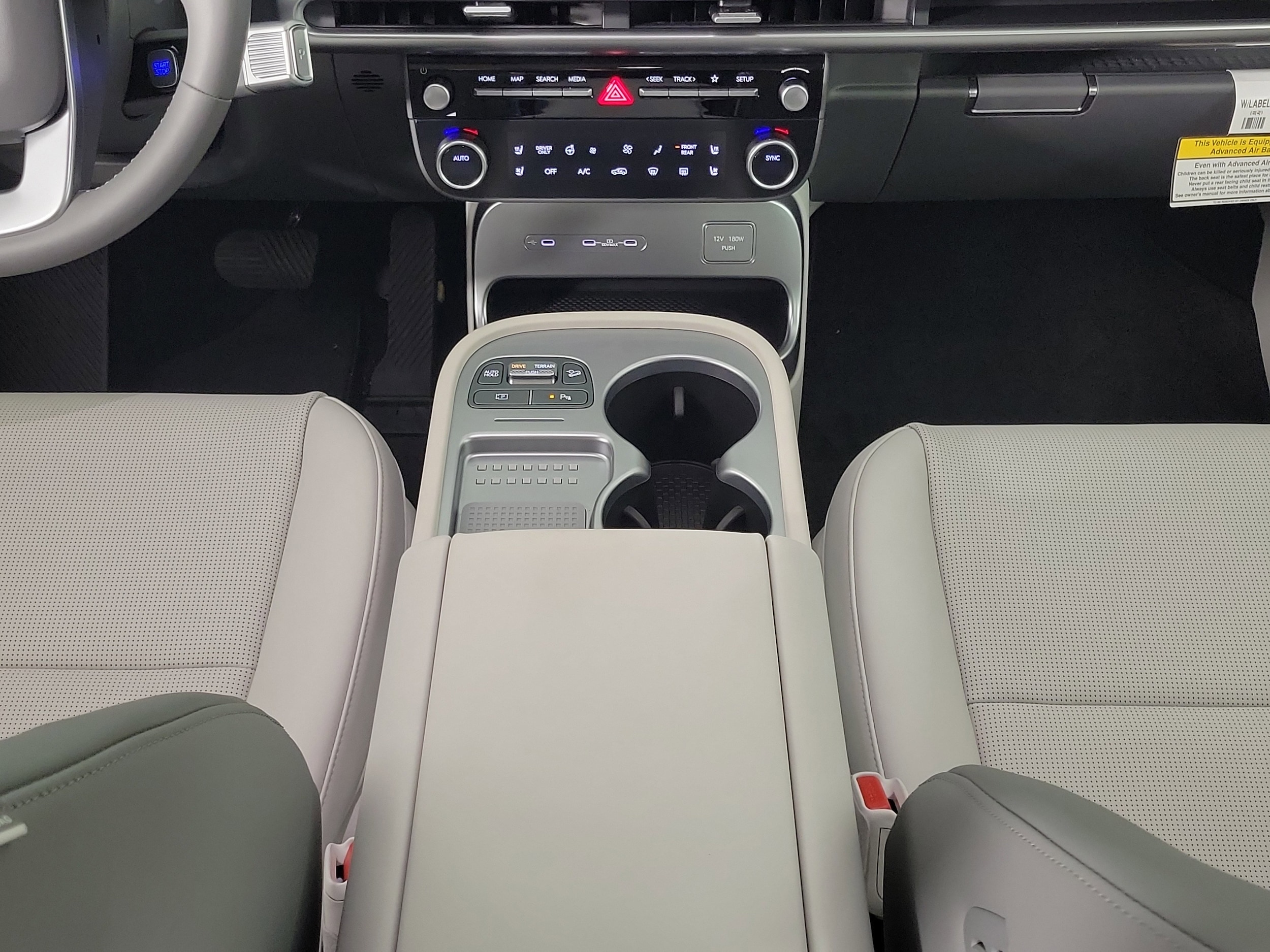 2026 Hyundai IONIQ 9 SEL - Photo 10