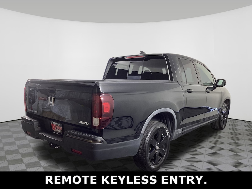 Used 2017 Honda Ridgeline Black Edition AWD Black Edition 4x4 Crew Cab 5.3 Bed
