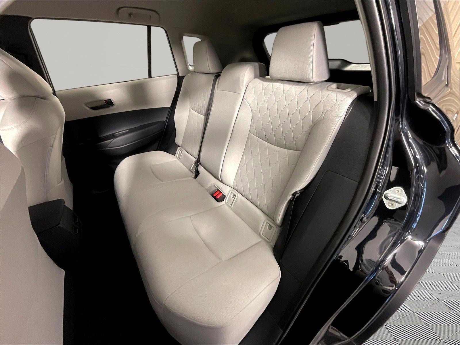 2024 Toyota Corolla Cross L - Photo 22