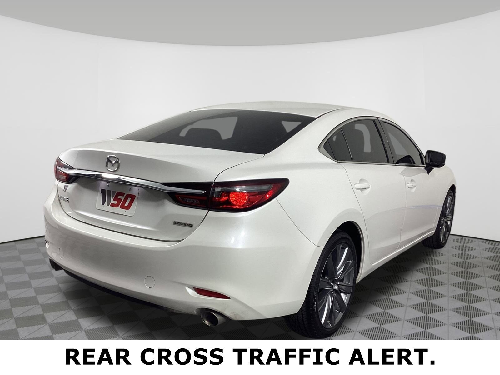 2020 Mazda Mazda6 Touring photo 3