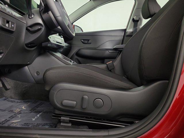 2025 Hyundai Kona SEL Convenience - Photo 25