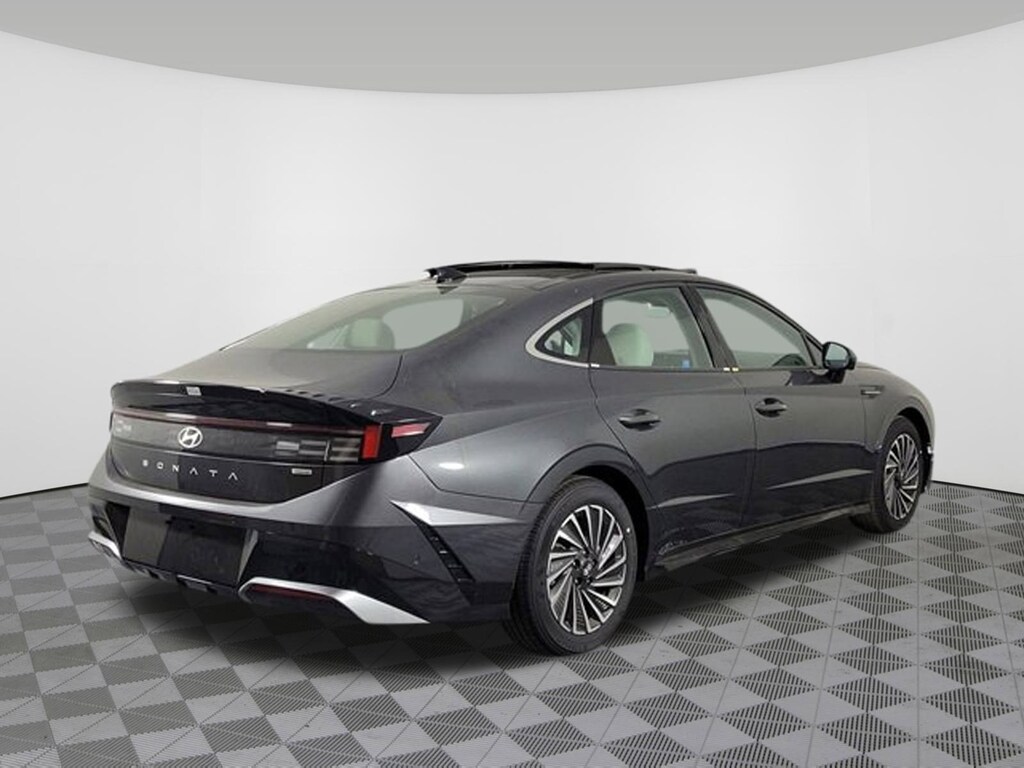 Used 2025 Hyundai Sonata Hybrid Limited Limited FWD