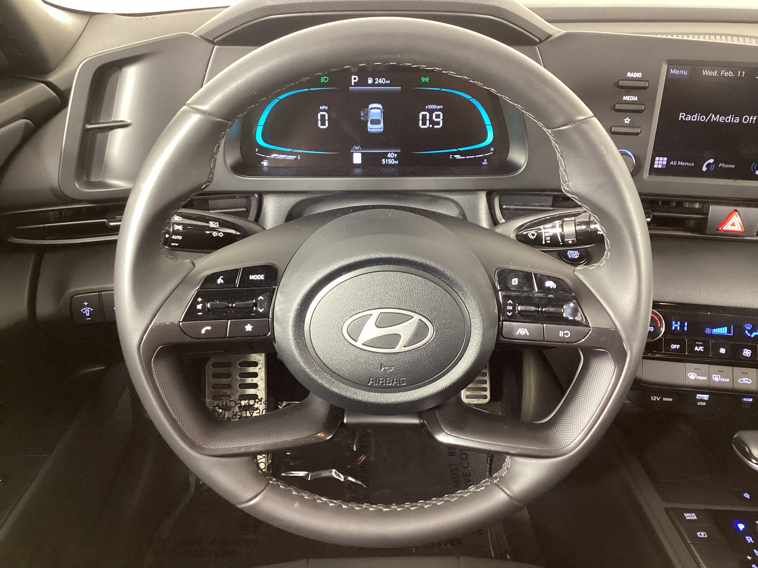 2025 Hyundai Elantra SEL - Photo 19