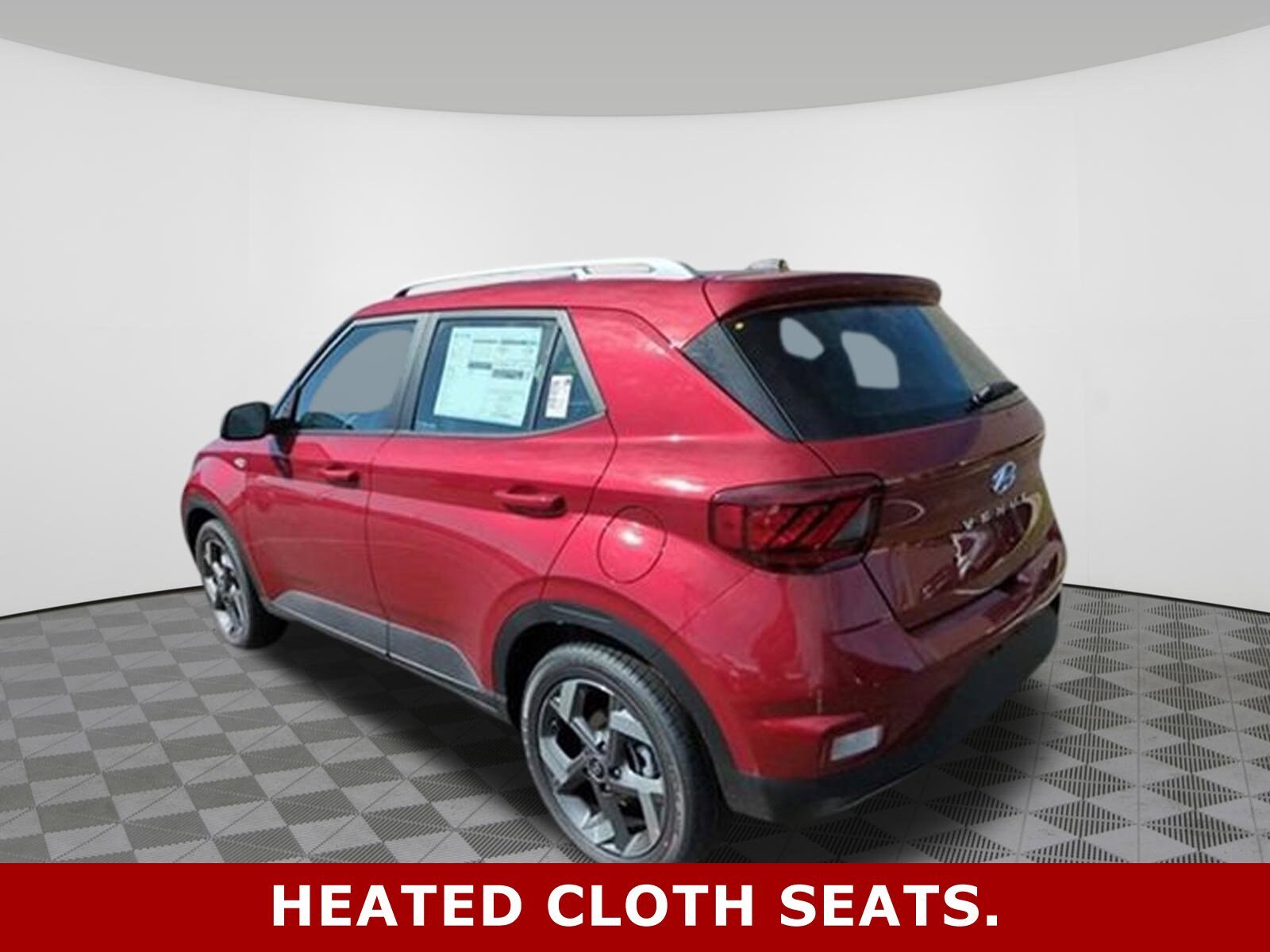 2024 Hyundai Venue Limited photo 3