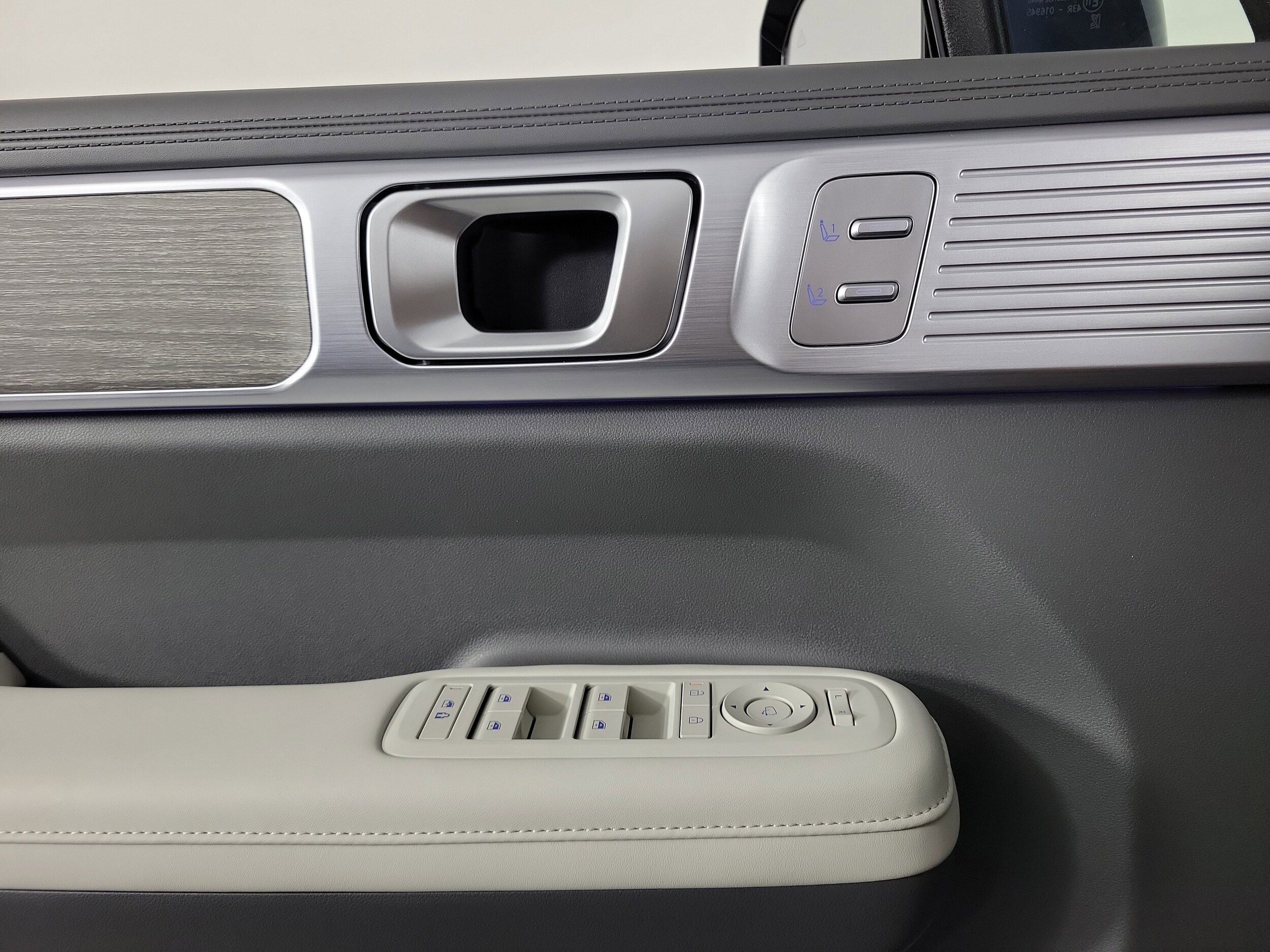 2026 Hyundai Santa Fe Calligraphy - Photo 23