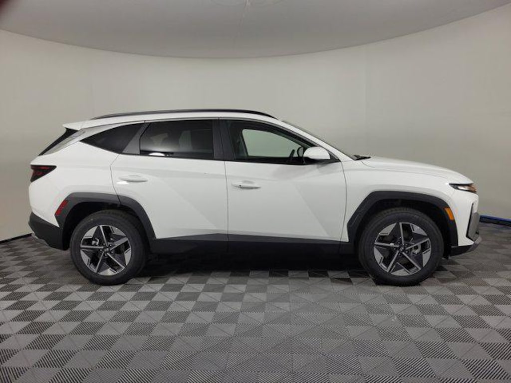 New 2026 Hyundai Tucson SEL AWD SUV