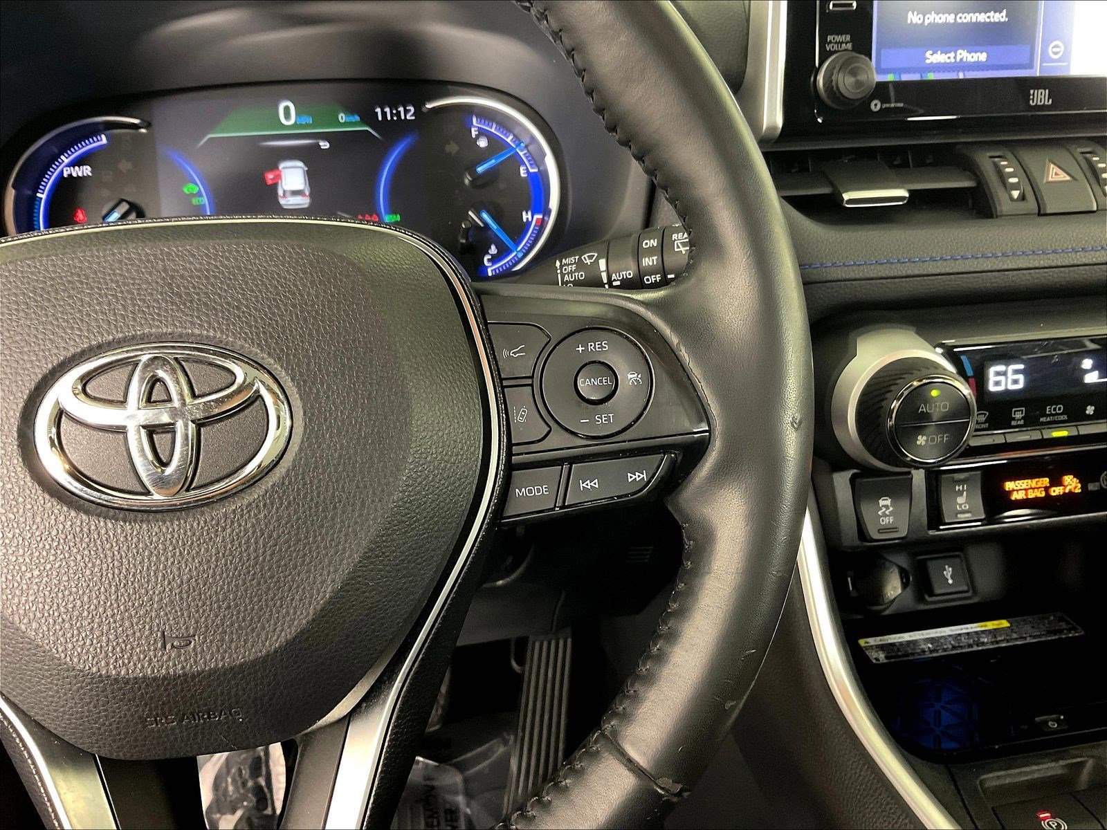 2020 Toyota RAV4 XSE - Photo 12