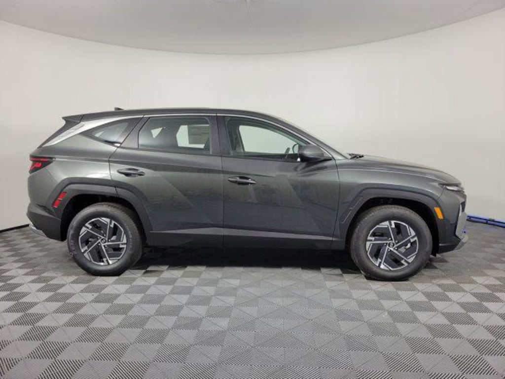 New 2026 Hyundai Tucson Hybrid Blue SUV