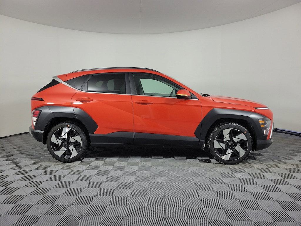 New 2026 Hyundai Kona Limited FWD SUV