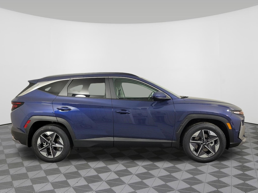 New 2026 Hyundai Tucson SEL FWD SUV