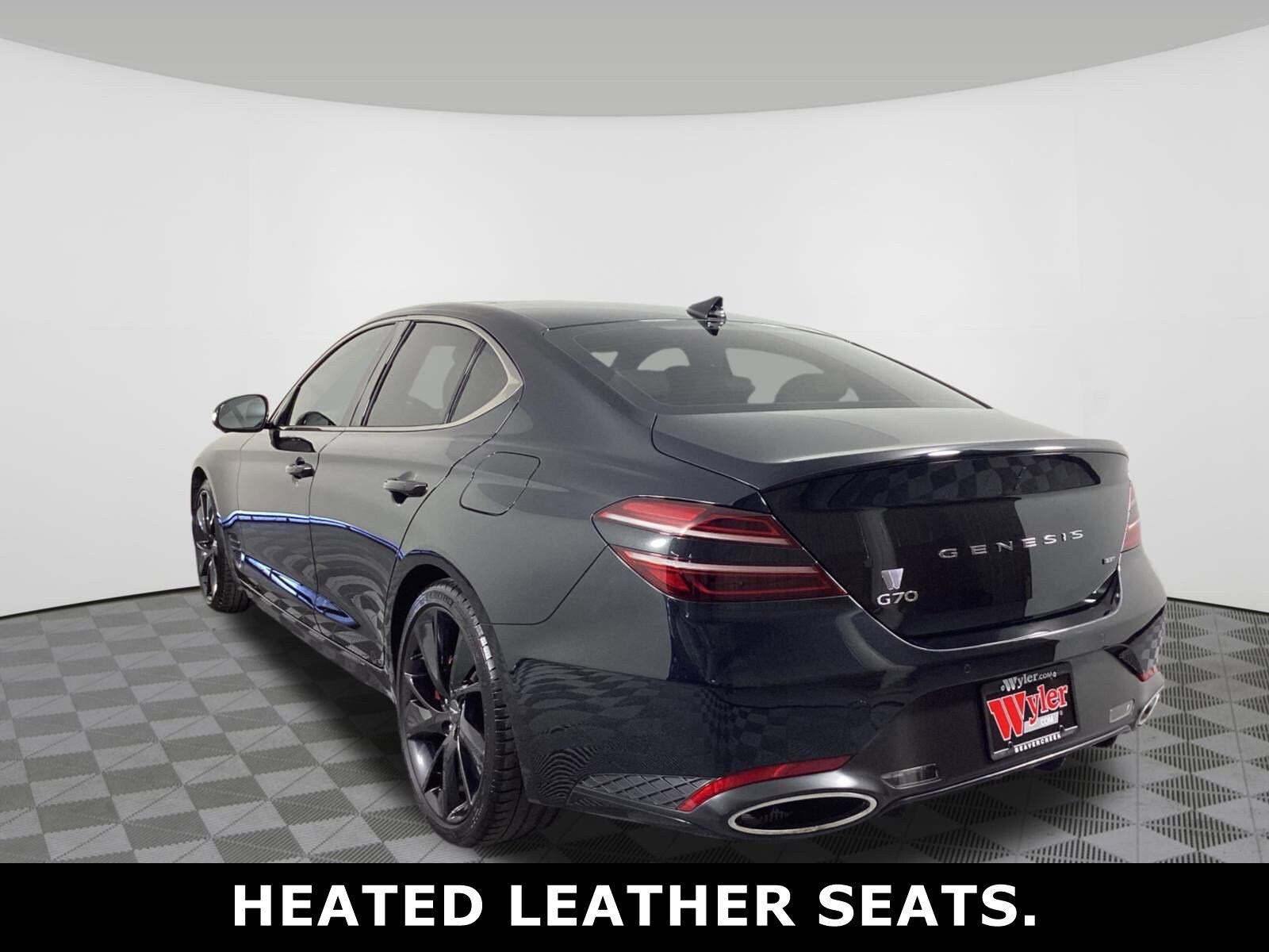 2023 Genesis G70 3.3T Sport Prestige photo 3