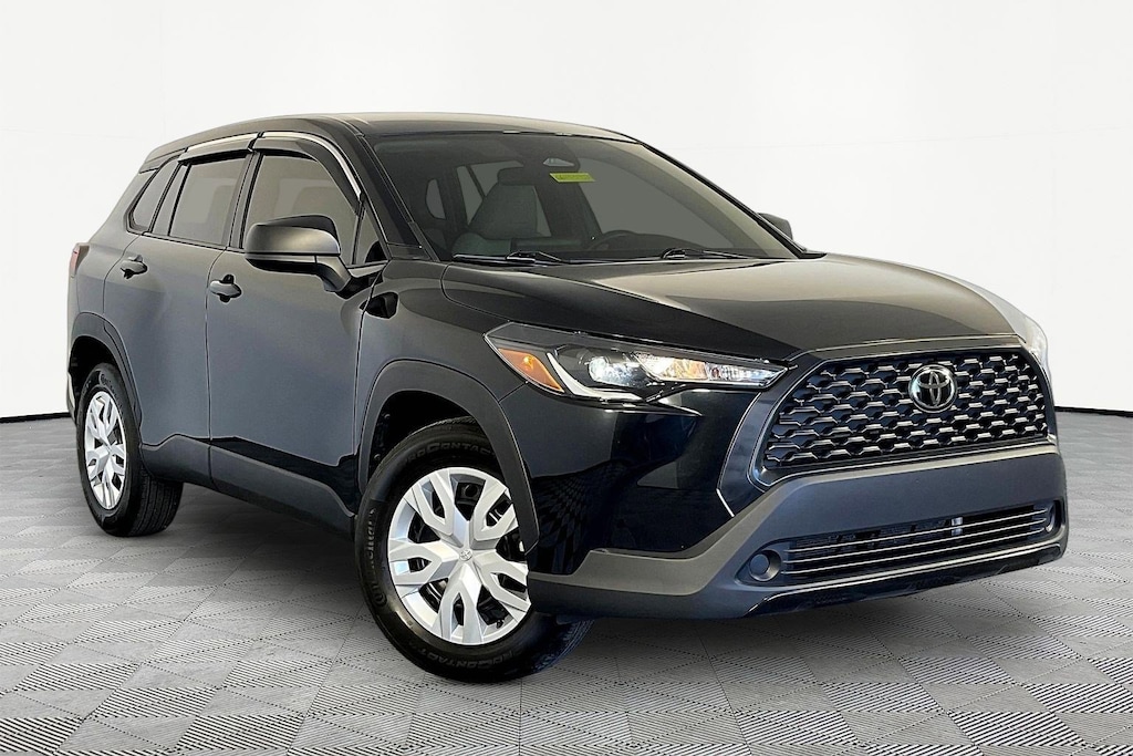 Used 2024 Toyota Corolla Cross L L 4WD