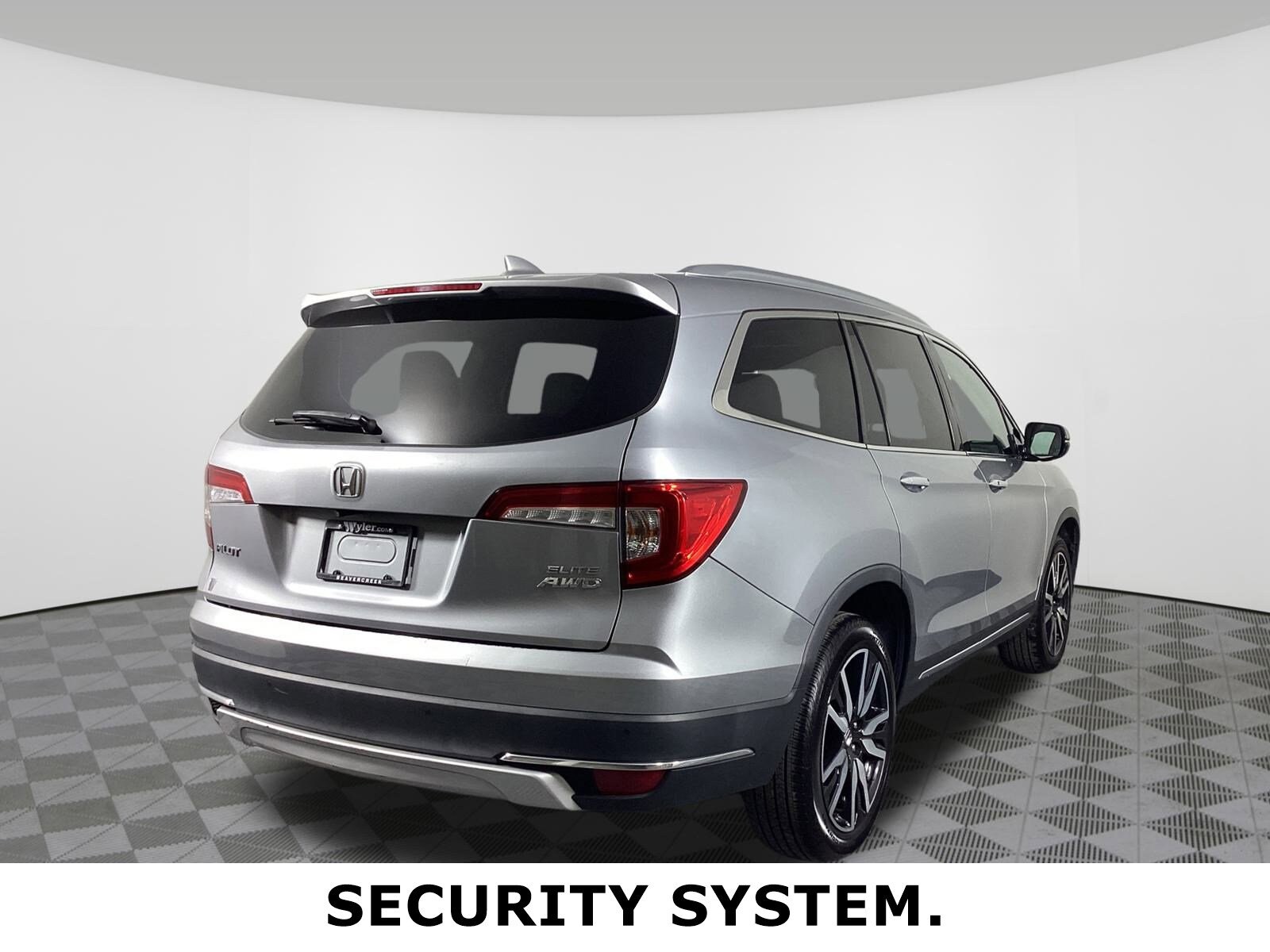 2019 Honda Pilot Elite photo 3