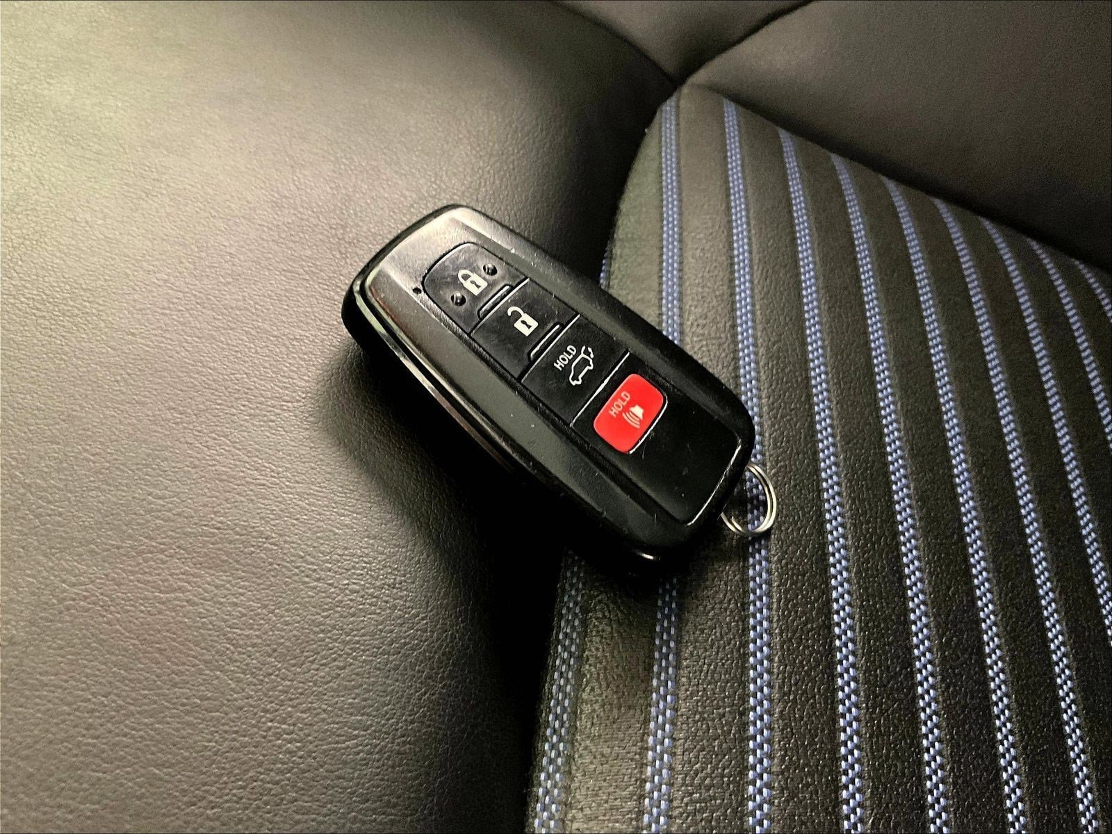 2020 Toyota RAV4 XSE - Photo 35