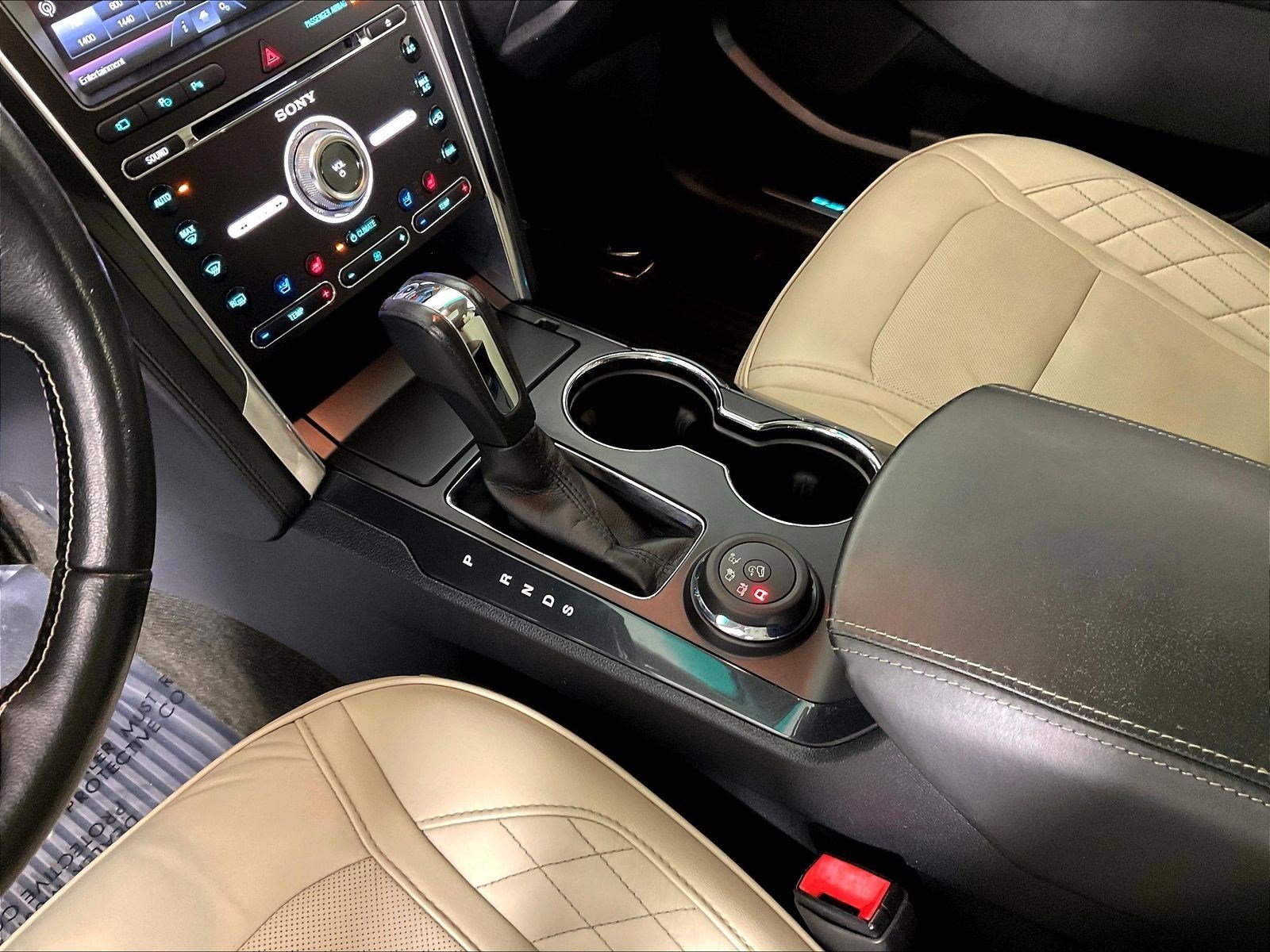 2016 Ford Explorer Platinum - Photo 18