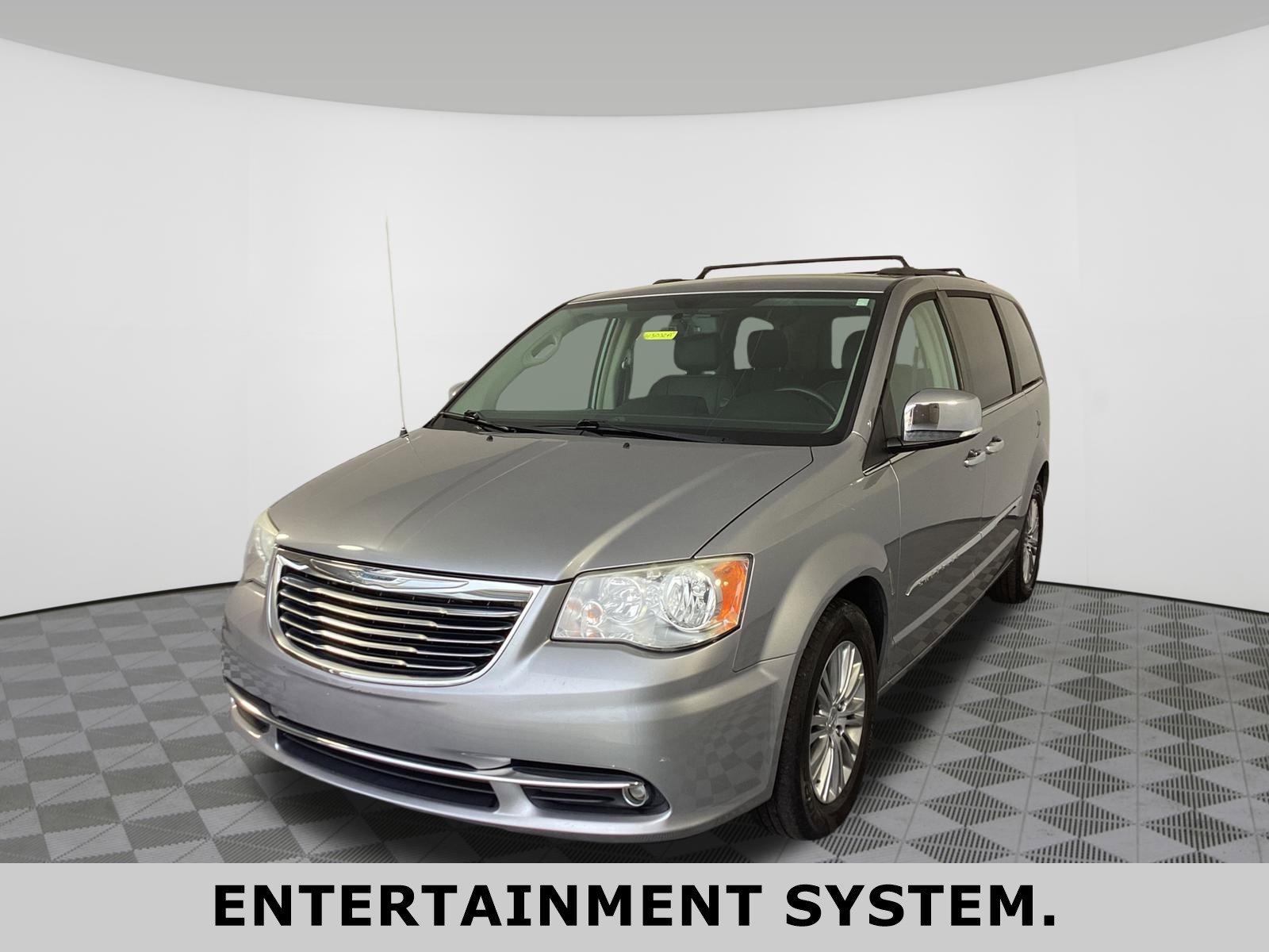 Used 2013 Chrysler Town & Country Touring-L with VIN 2C4RC1CG2DR597077 for sale in Beavercreek, OH