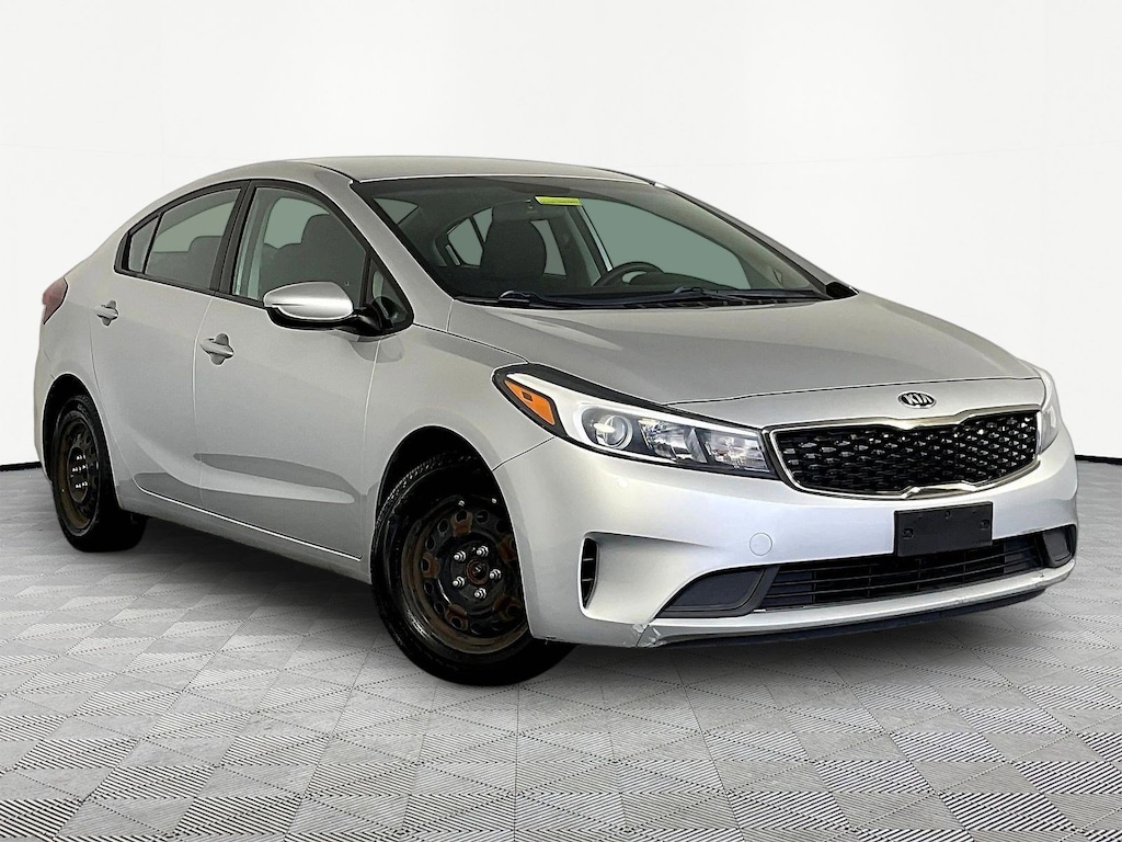 Used 2017 Kia Forte LX LX Auto