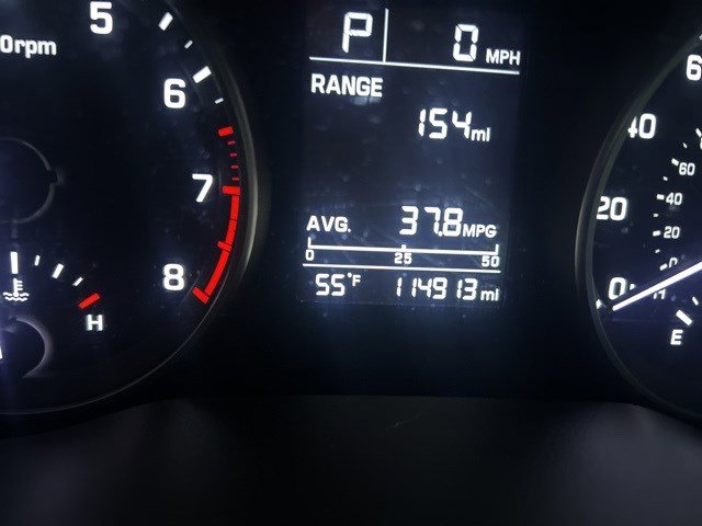 2017 Hyundai Elantra SE photo 3