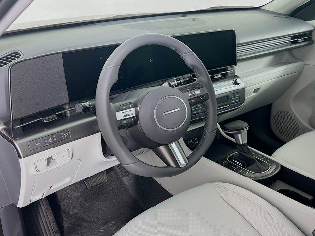 2025 Hyundai Kona SEL - Photo 6