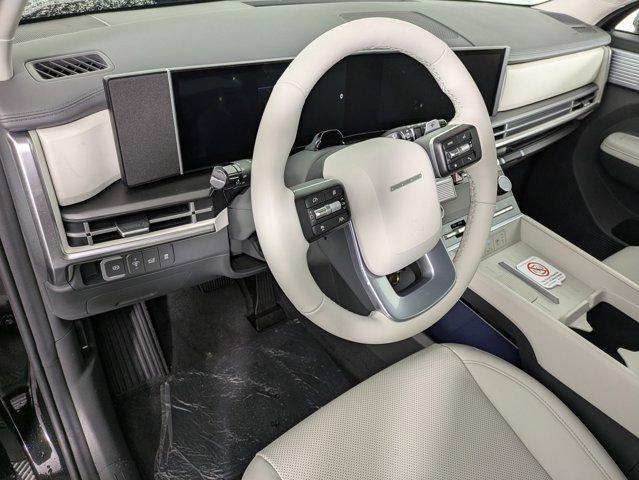 2025 Hyundai Santa Fe SEL photo 4