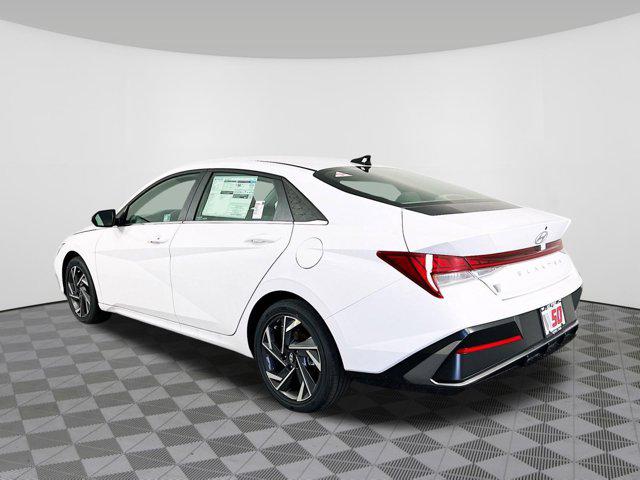 2025 Hyundai Elantra SEL - Photo 29