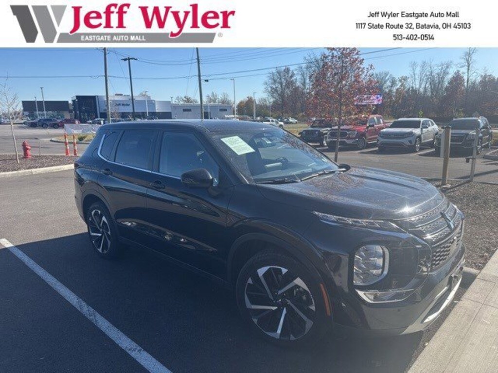 Used 2023 Mitsubishi Outlander SE SE S-AWC