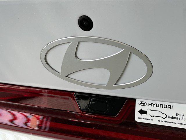 2025 Hyundai Elantra SEL - Photo 32