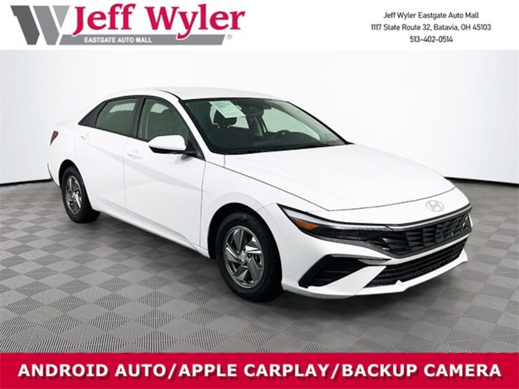 Used 2025 Hyundai Elantra SE SE IVT