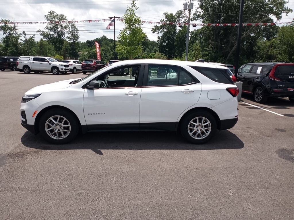 Used 2022 Chevrolet Equinox LS FWD LS w/1LS