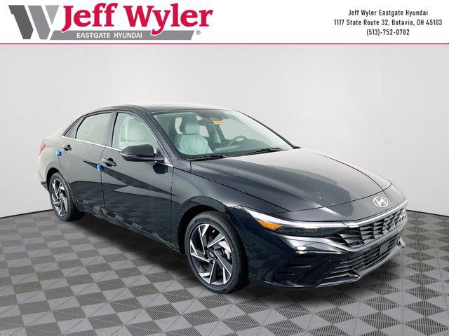 2025 Hyundai Elantra Limited's photo