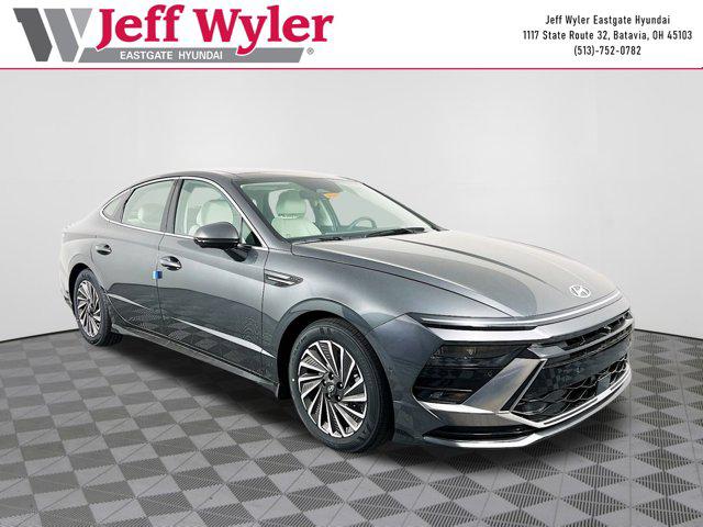 2025 Hyundai Sonata Hybrid Limited's photo