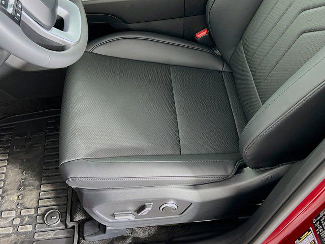 2025 Hyundai Santa Fe SEL photo 4
