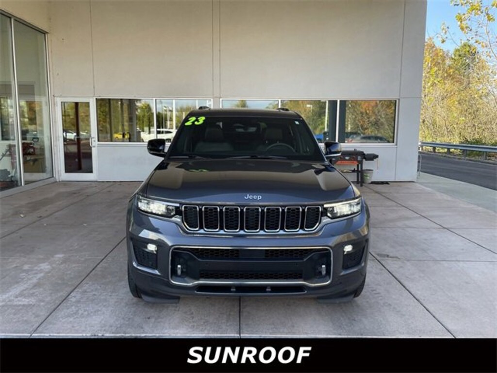 Used 2023 Jeep Grand Cherokee L Overland Overland 4x4