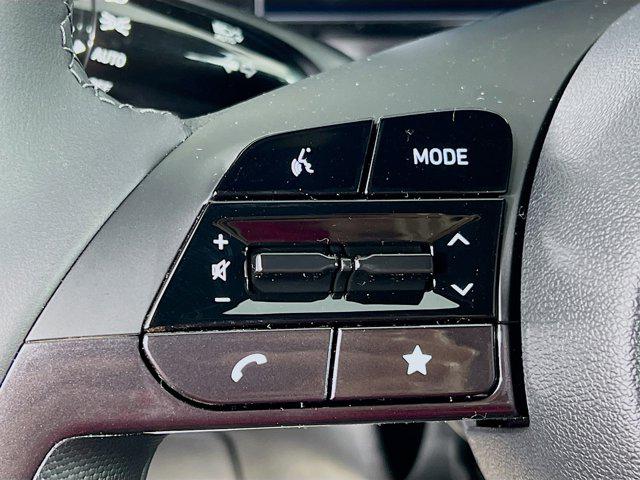2025 Hyundai Elantra Blue - Photo 14