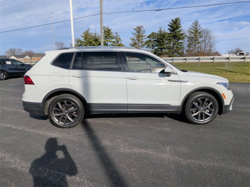 Used 2022 Volkswagen Tiguan SE 2.0T SE FWD