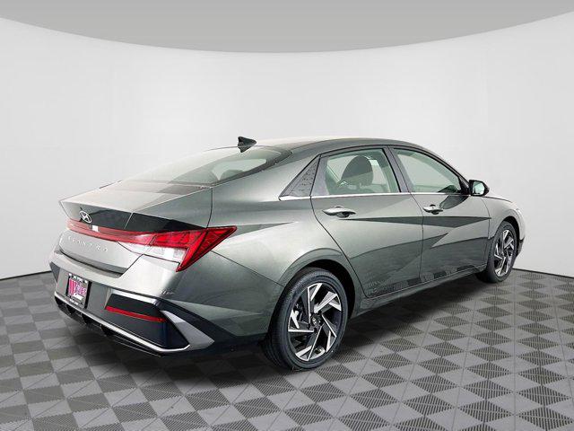2025 Hyundai Elantra SEL - Photo 30